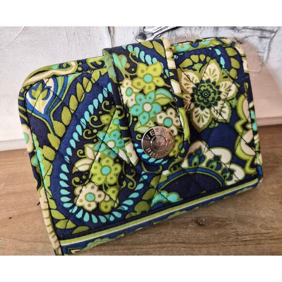 Vera Bradley Wallet - Picture 2 of 4
